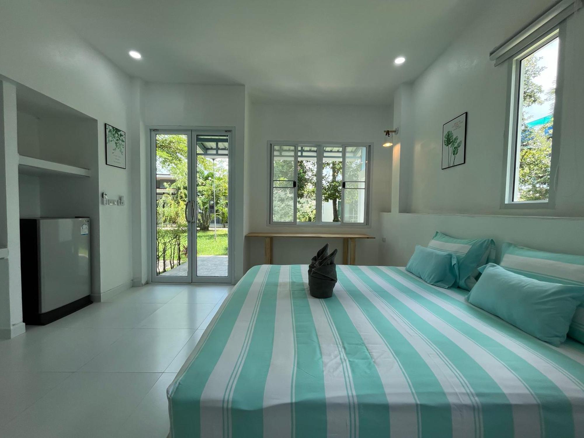 Mook Ing Lay Hotel Koh Mook Exterior photo