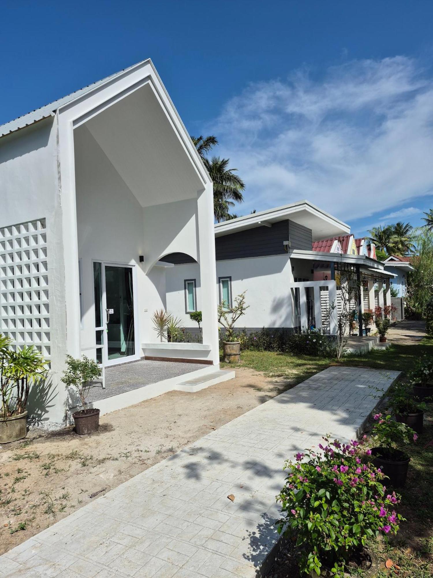 Mook Ing Lay Hotel Koh Mook Exterior photo